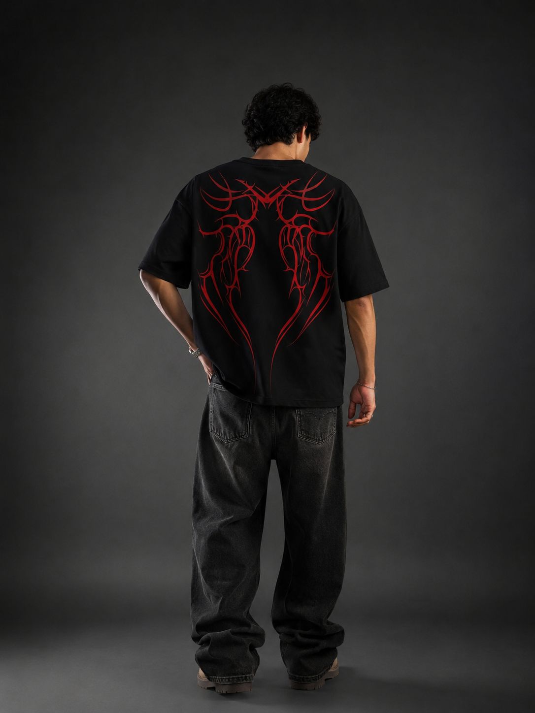 Playera Oversize con diseño Savage